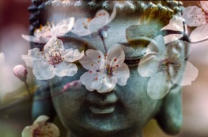 exotic-statue-flowers