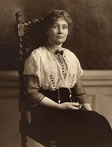 emmeline-pankhurst-1913