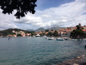 cavtat-harbour-mountains