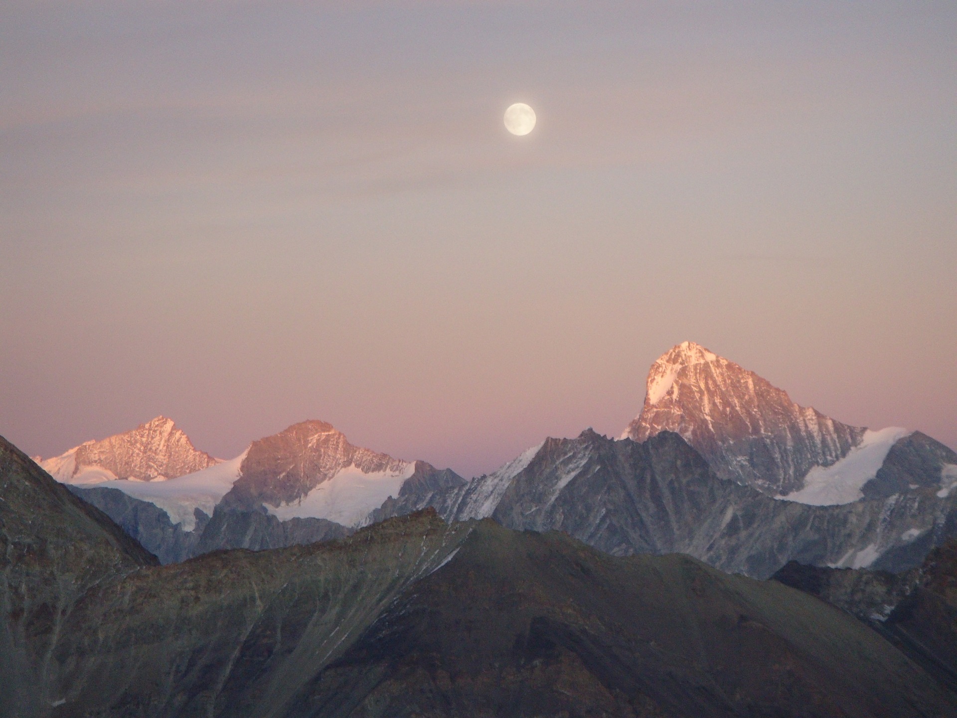 beautifulcold moonscape