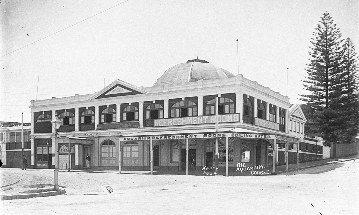 http://dictionaryofsydney.org/building/coogee_aquarium_and_swimming_baths