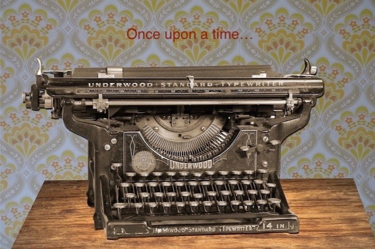 ancient-typewrite
